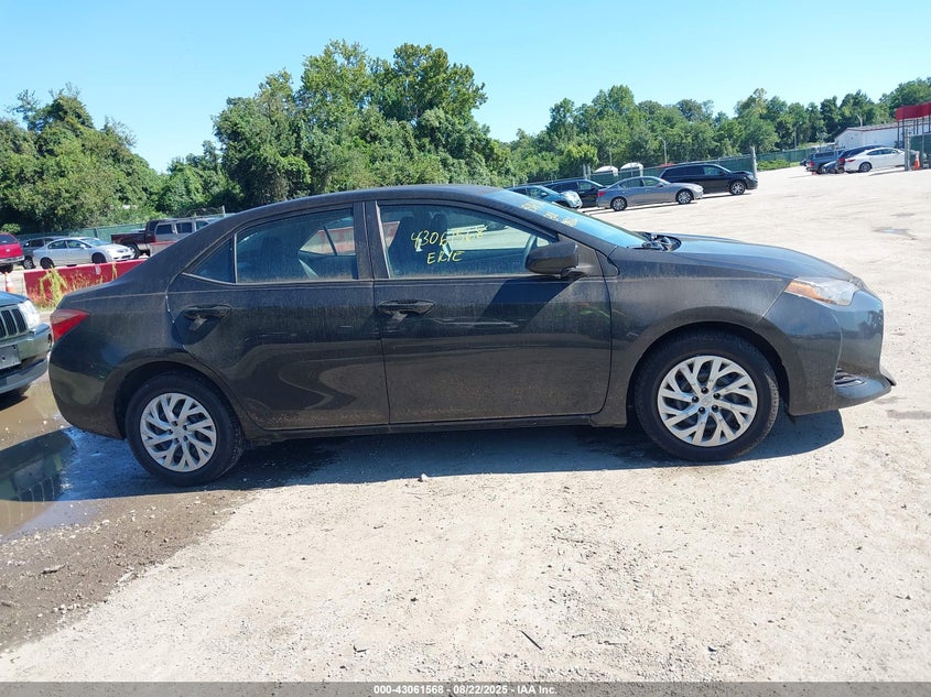 VIN 2T1BURHE7HC770361 2017 TOYOTA COROLLA LE