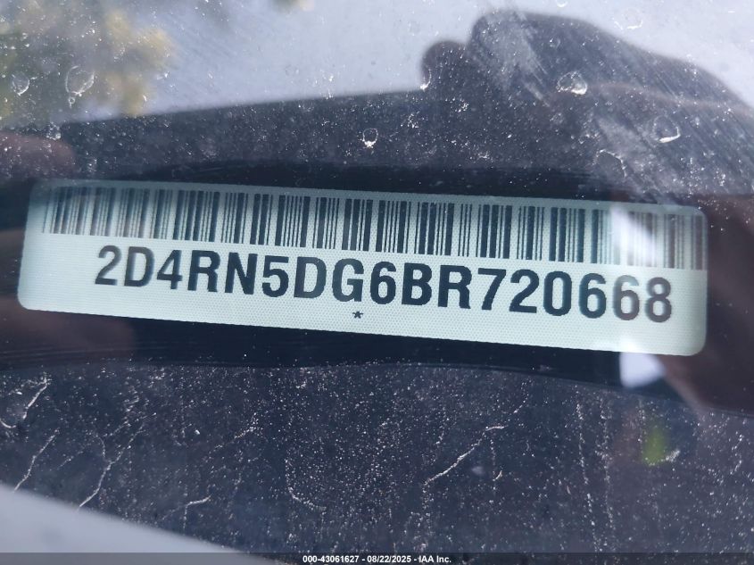 2011 Dodge Grand Caravan Crew VIN: 2D4RN5DG6BR720668 Lot: 43061627