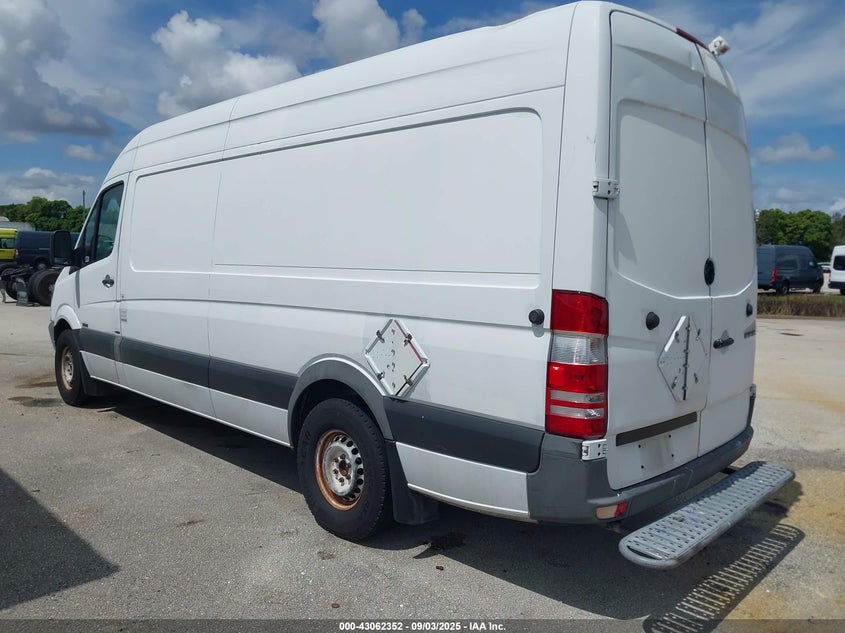 2012 Mercedes-Benz Sprinter 2500 High Roof VIN: WD3PE8CB8C5694711 Lot: 43062352