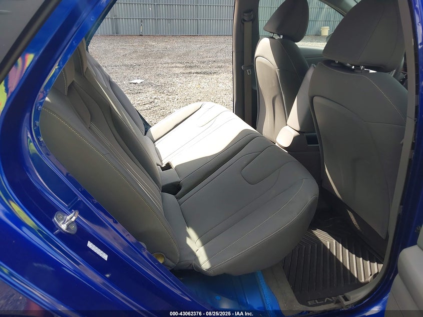 2023 HYUNDAI ELANTRA SEL - KMHLS4AG7PU430651