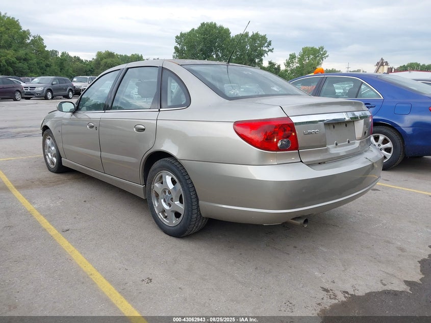 1G8JU54F23Y579397 2003 SATURN LW photo no. 3