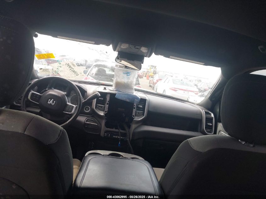 2021 Ram 3500 Big Horn 4X4 6'4 Box VIN: 3C63RRLL4MG577233 Lot: 43062995