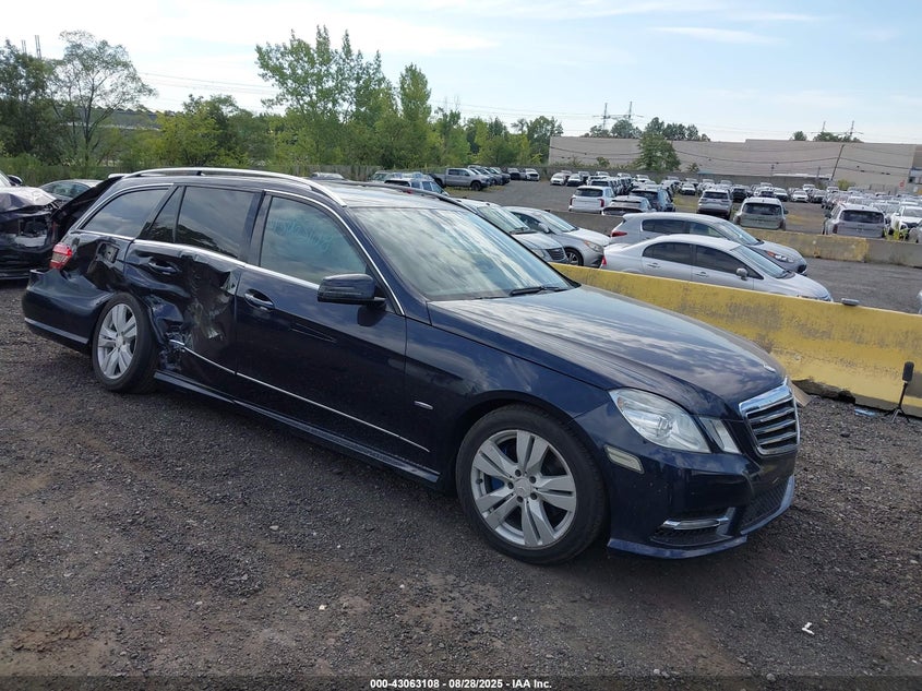 MERCEDES-BENZ E-CLASS 4MATIC