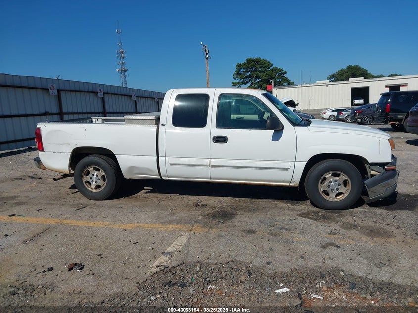 2003 Chevrolet Silverado 1500 Ls VIN: 2GCEC19T531124550 Lot: 43063164