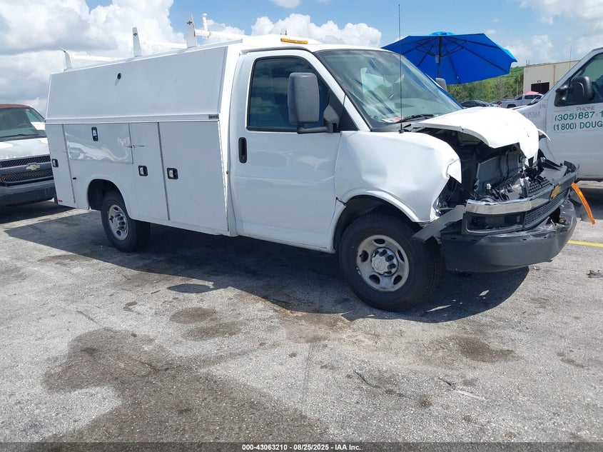 2019 Chevrolet Express Cutaway Work Van white other flexible 1HA0GRFG6KN000879 photo #1