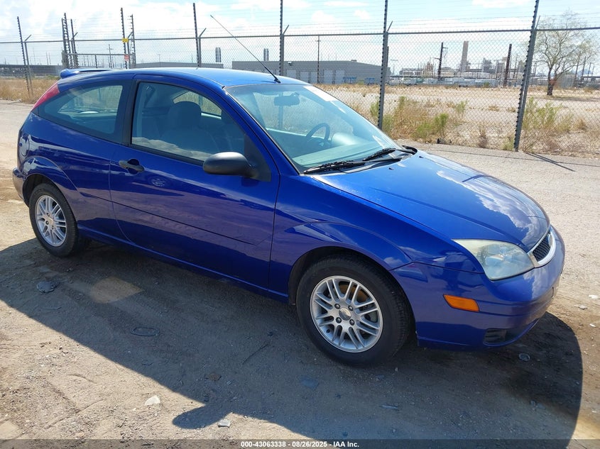 3FAFP31N15R139276 2005 Ford Focus Zx3 auction photo 1