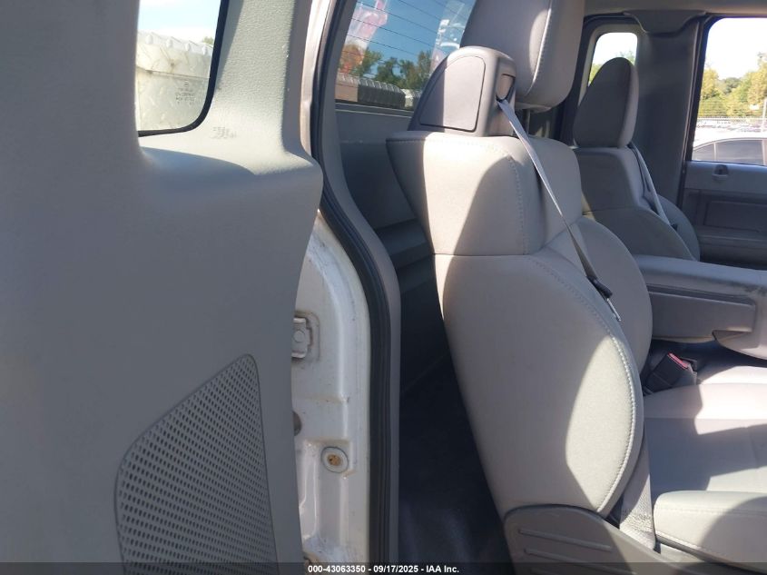 2007 Ford F-150 Xl/Xlt VIN: 1FTPF12V27KC40208 Lot: 43063350