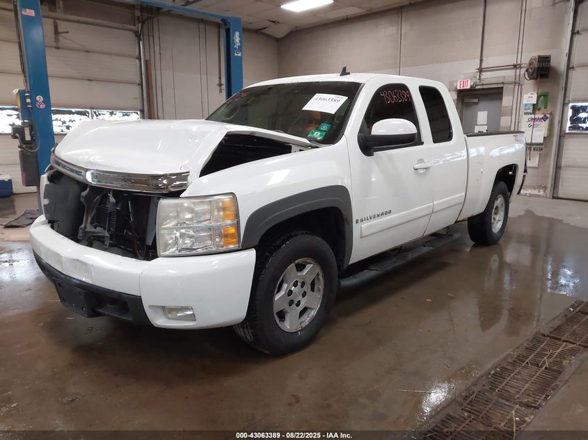 1GCEK19067Z573676 2007 CHEVROLET SILVERADO photo no. 2