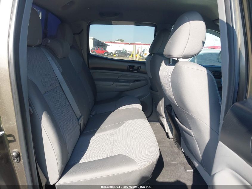 2015 Toyota Tacoma Base V6 VIN: 3TMLU4EN4FM185236 Lot: 43063774