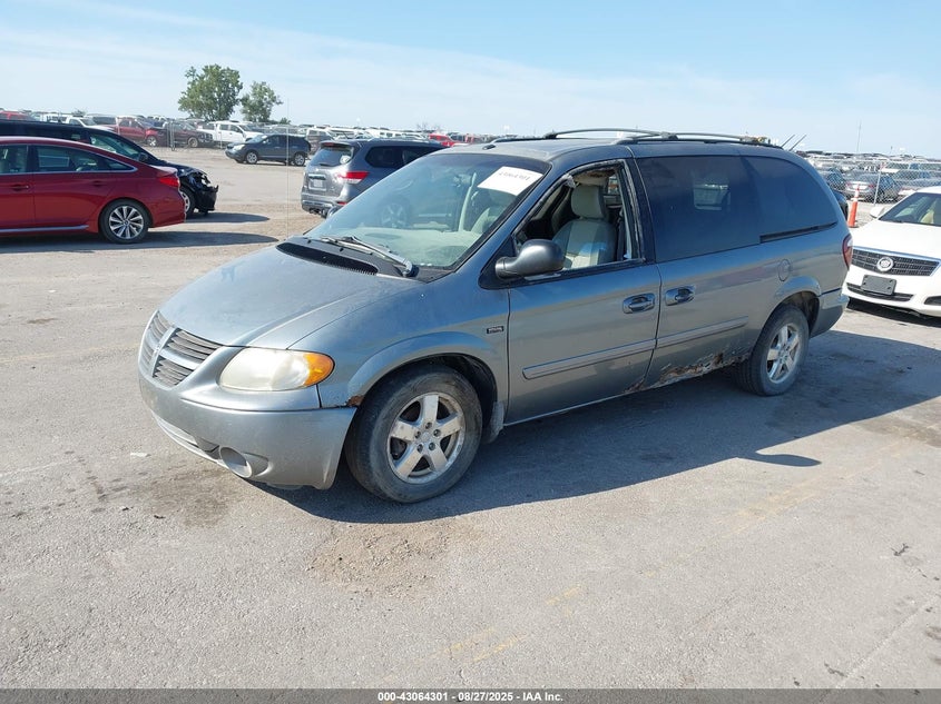 2D4GP44L47R150184 2007 DODGE CARAVAN photo no. 2