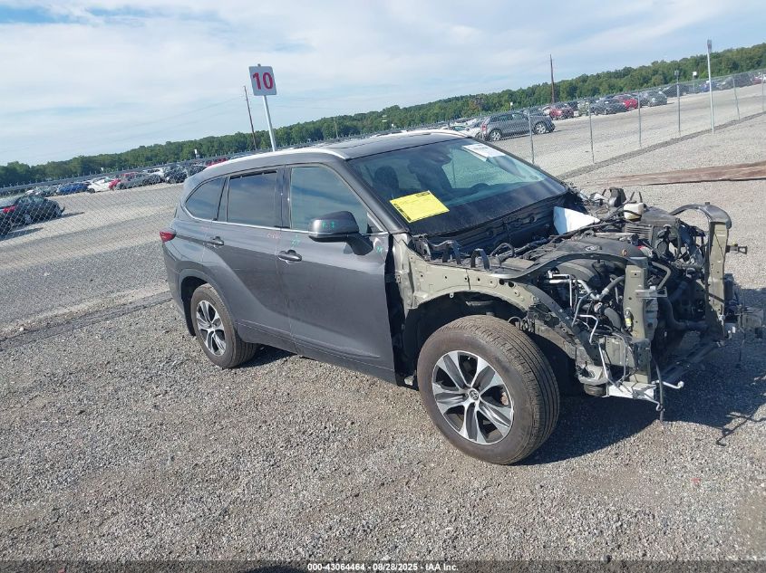 2022 Toyota Highlander Xle VIN: 5TDGZRBH0NS196957 Lot: 43064464