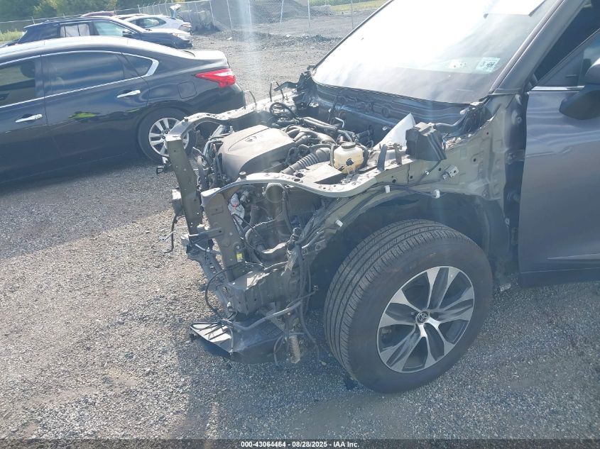 2022 Toyota Highlander Xle VIN: 5TDGZRBH0NS196957 Lot: 43064464