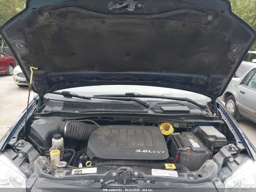 2015 Chrysler Town & Country Touring VIN: 2C4RC1BG2FR577786 Lot: 43064762