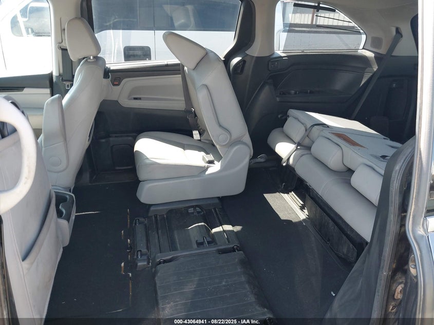 2018 Honda Odyssey Elite VIN: 5FNRL6H92JB098987 Lot: 43064941