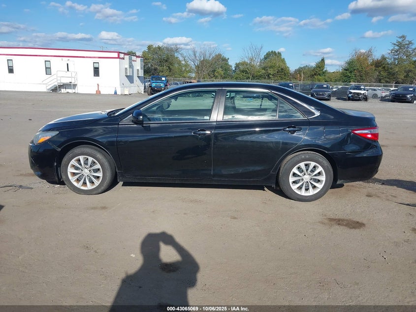 2015 TOYOTA CAMRY LE 4T4BF1FK5FR488421