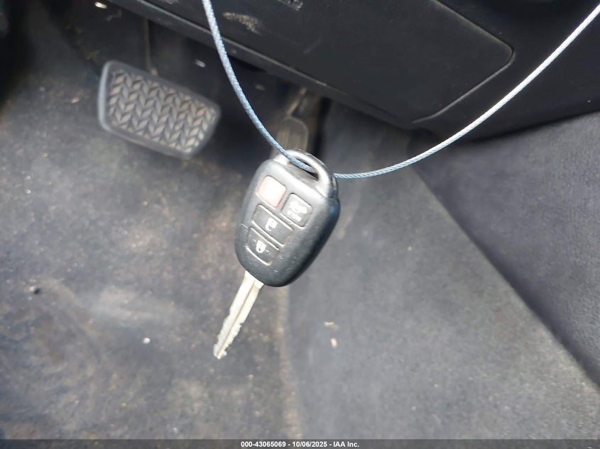 2015 TOYOTA CAMRY LE 4T4BF1FK5FR488421