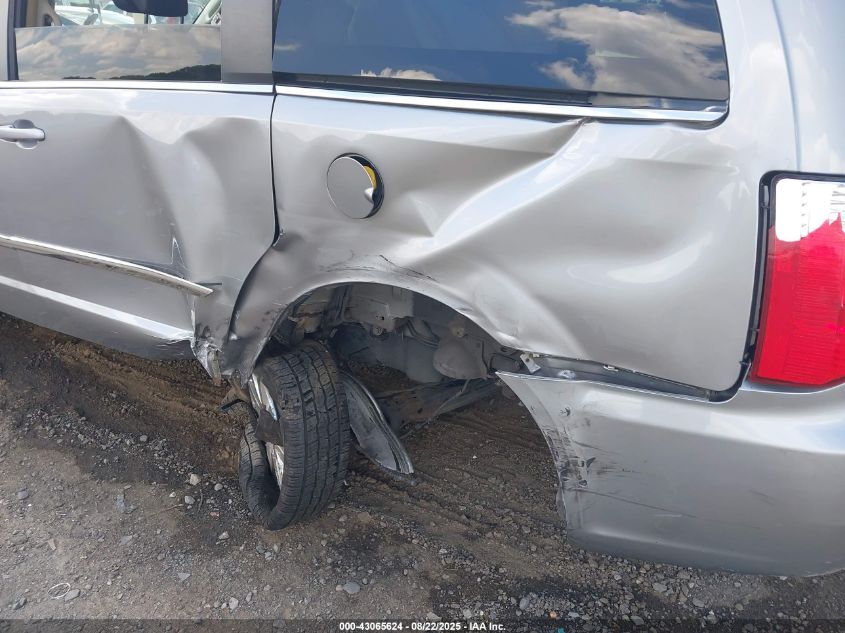 2016 Chrysler Town & Country Touring VIN: 2C4RC1BG5GR290184 Lot: 43065624