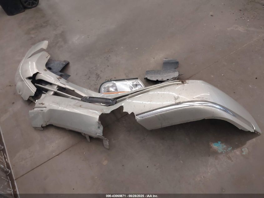 2004 Mercury Grand Marquis Gs VIN: 2MEFM74W94X688026 Lot: 43065671