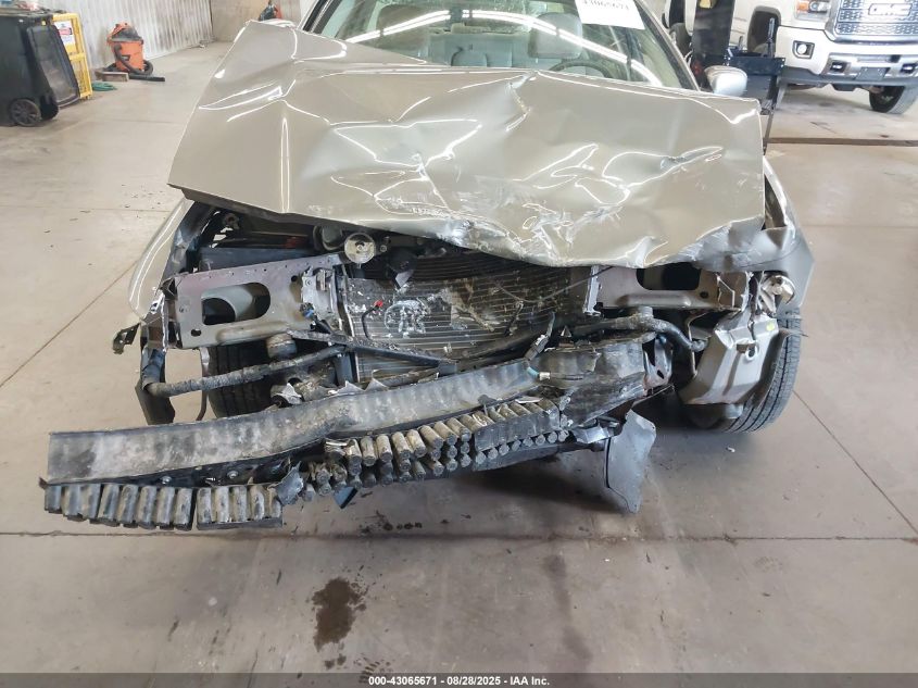 2004 Mercury Grand Marquis Gs VIN: 2MEFM74W94X688026 Lot: 43065671