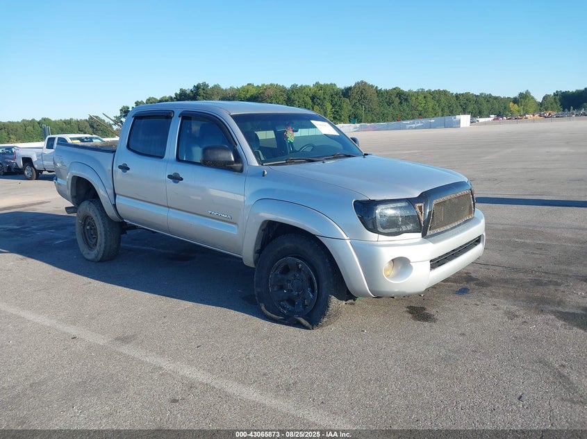 TOYOTA TACOMA BASE V6
