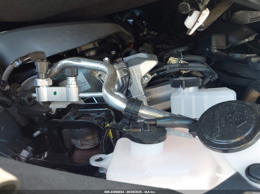 2025 TOYOTA CAMRY SE - 4T1DAACK8SU632754