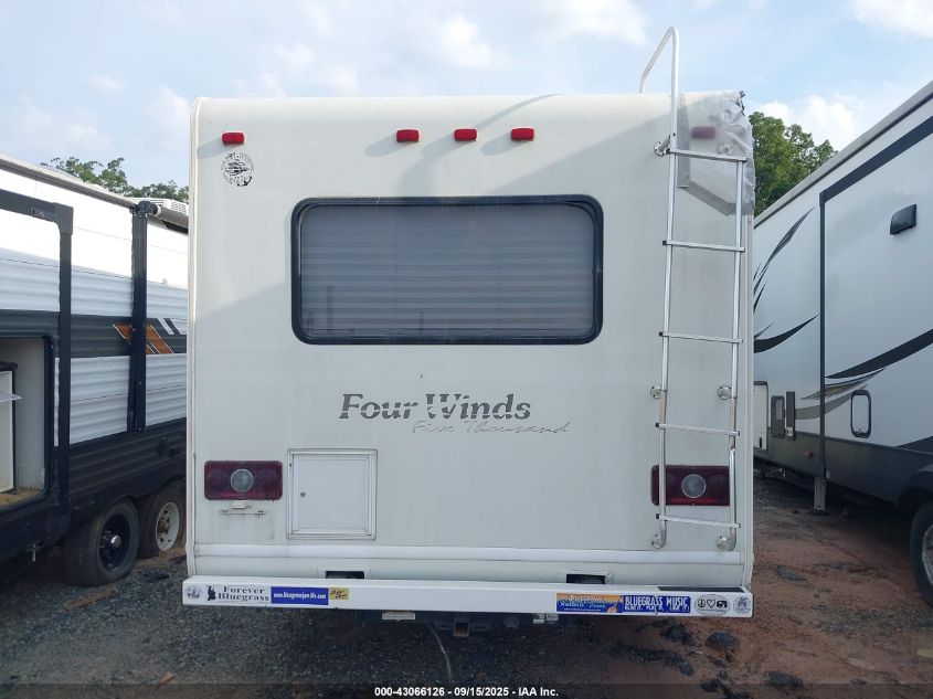 2005 Chevrolet Express Cutaway Base W/C7A VIN: 1GBJG31U151243860 Lot: 43066126