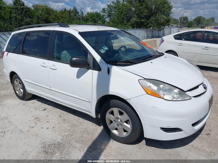 2009 Toyota Sienna Le