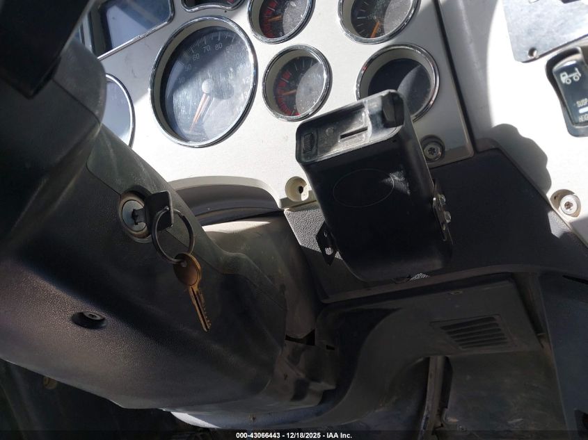 2013 Mack 600 Cxu600 VIN: 1M2AW08C9DM005824 Lot: 43066443