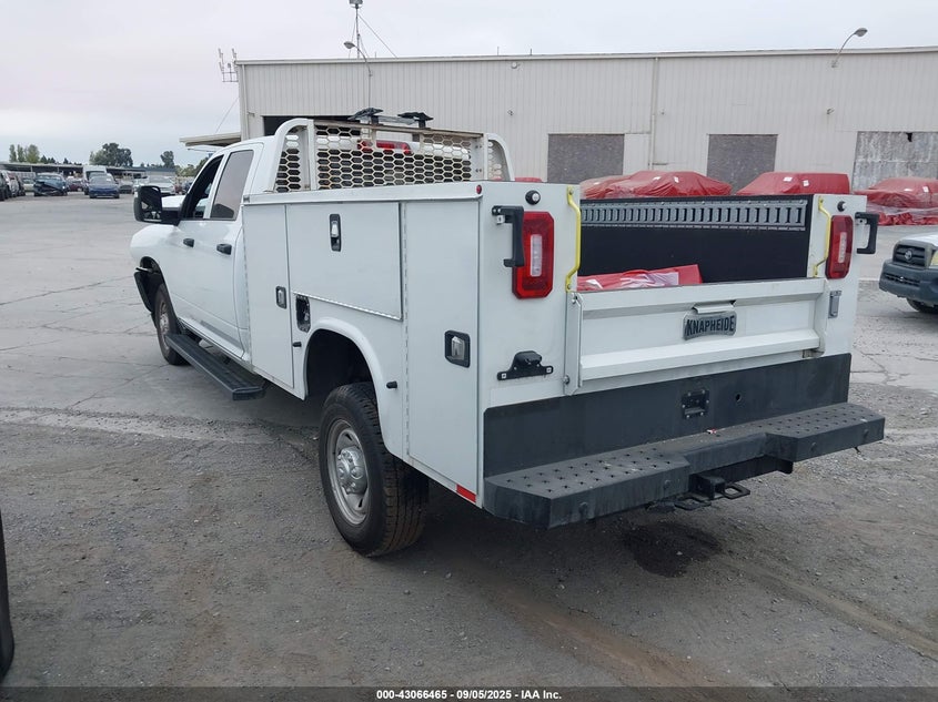 Vin: 3c6ur5hj6pg652796, lot: 43560687, ram 2500 tradesman  4x4 8' box 20233