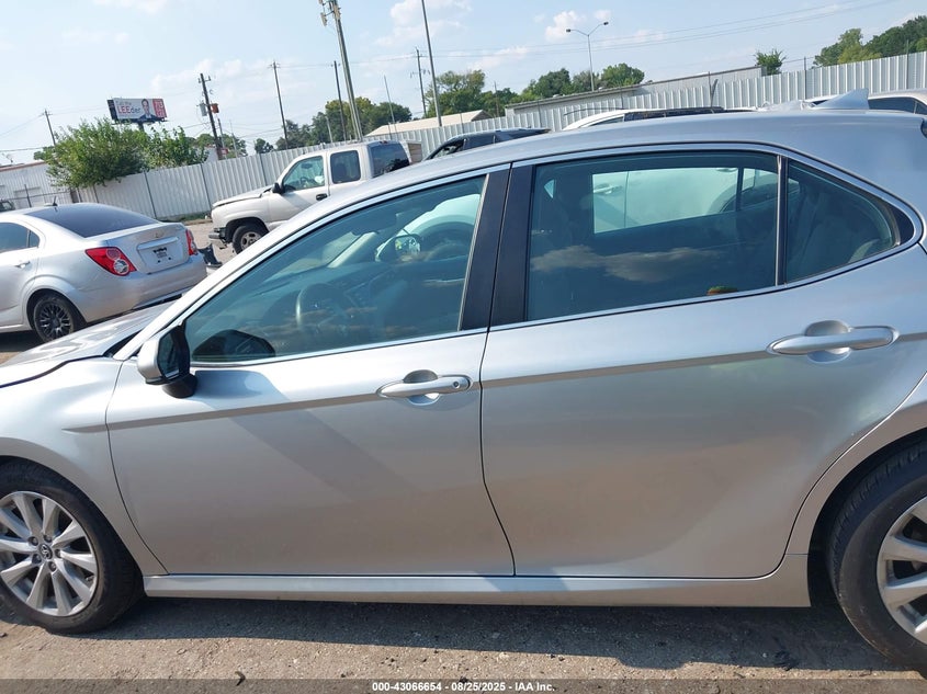 4T1B11HK6KU181324 2019 TOYOTA CAMRY photo no. 15