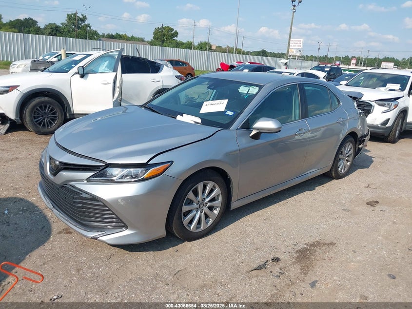 4T1B11HK6KU181324 2019 TOYOTA CAMRY photo no. 2