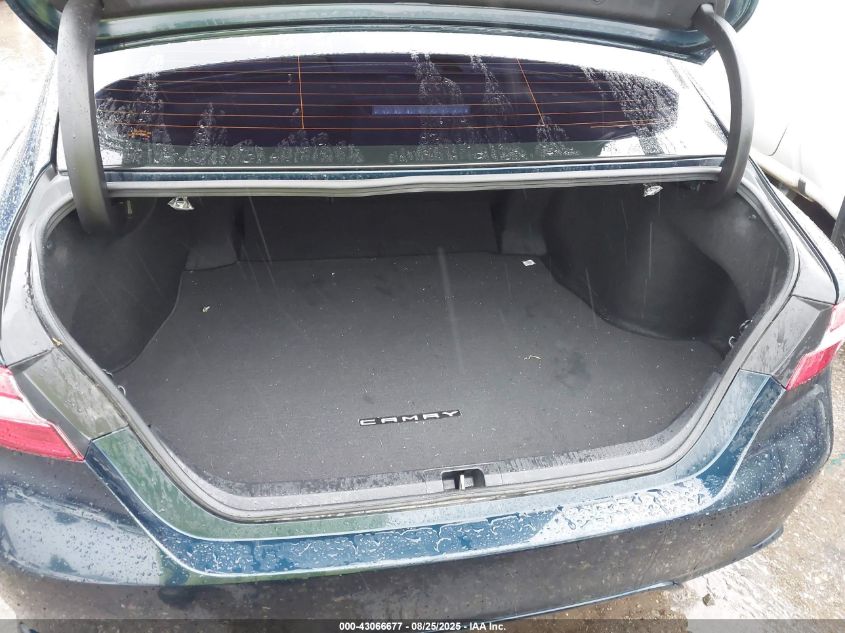 2018 Toyota Camry Se VIN: 4T1B11HK1JU616281 Lot: 43066677