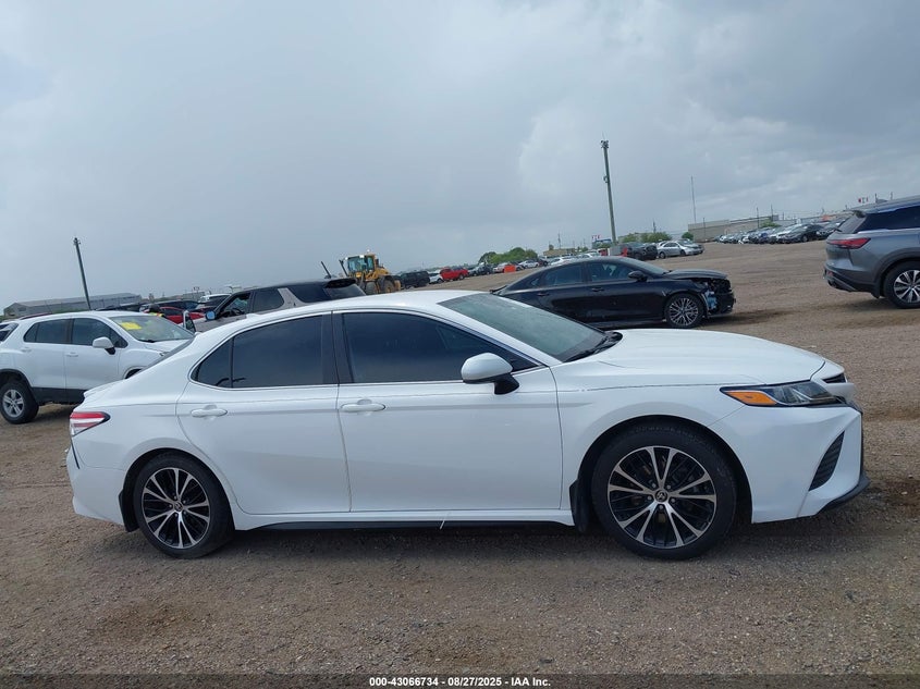 2020 TOYOTA CAMRY SE - 4T1G11AKXLU384654