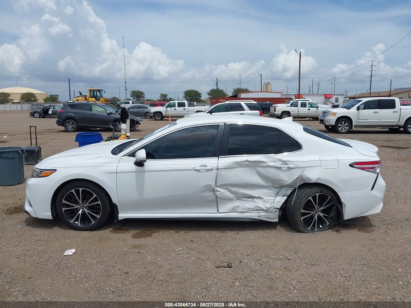 2020 TOYOTA CAMRY SE - 4T1G11AKXLU384654