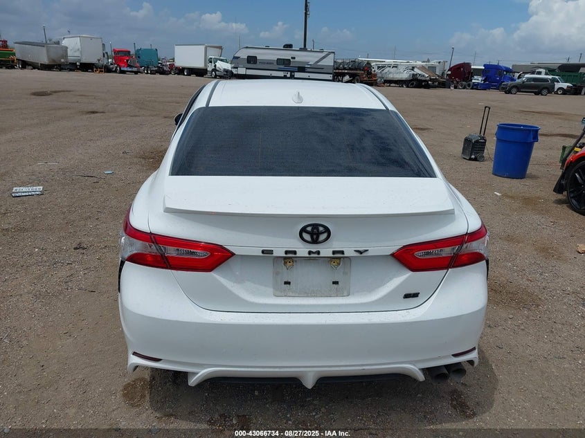 2020 TOYOTA CAMRY SE - 4T1G11AKXLU384654