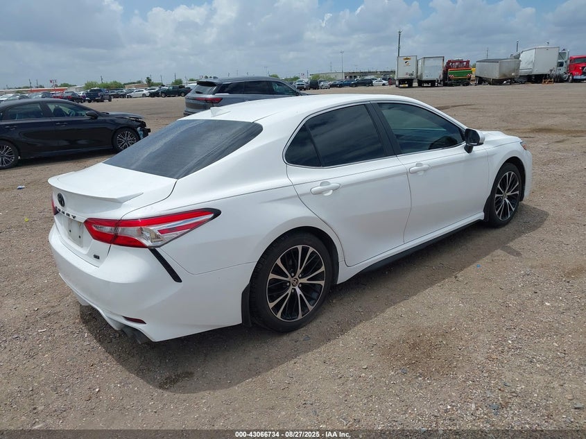 2020 TOYOTA CAMRY SE - 4T1G11AKXLU384654