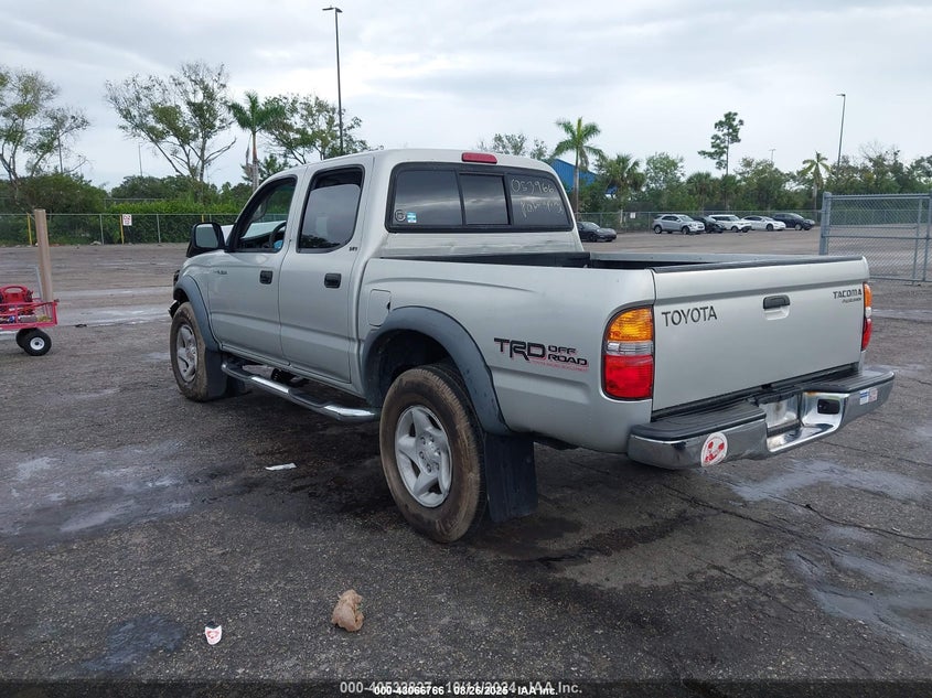 5TEGM92N62Z053966 2002 TOYOTA TACOMA photo no. 3