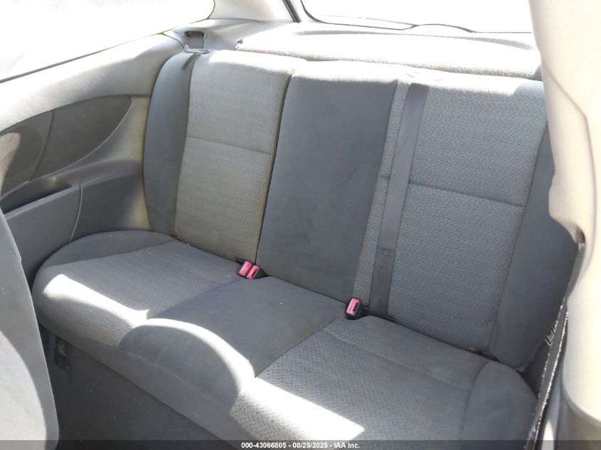 2000 Ford Focus Zx3 VIN: 3FAHP3134YR110561 Lot: 43066805