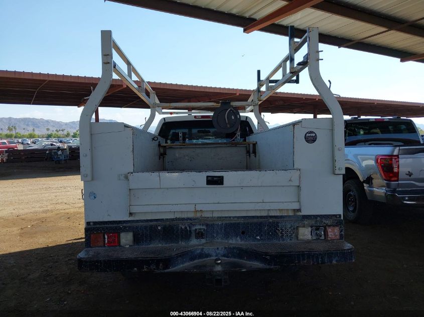 2006 GMC Sierra 2500Hd Work Truck VIN: 1GDHC24U46E165818 Lot: 43066904