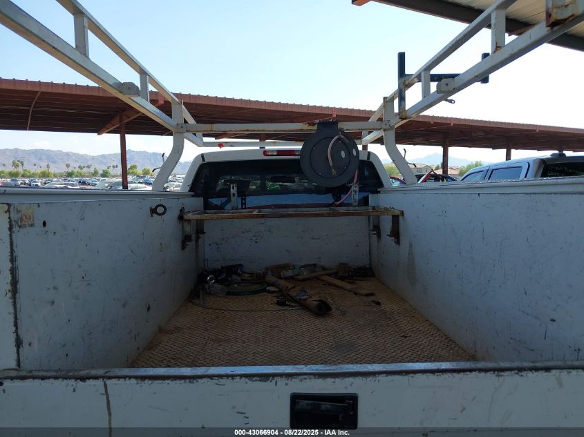 2006 GMC Sierra 2500Hd Work Truck VIN: 1GDHC24U46E165818 Lot: 43066904