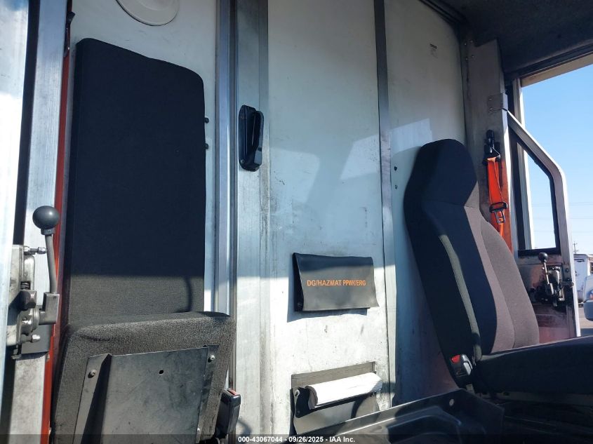 2015 Isuzu Commercial Van VIN: JALB4T177F7W00202 Lot: 43067044