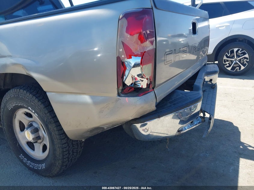 2003 Chevrolet Silverado 1500 VIN: 2GCEC19V731387365 Lot: 43067427