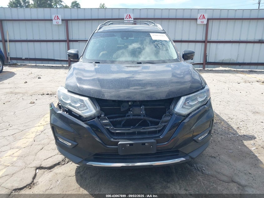 2017 NISSAN ROGUE SL - 5N1AT2MT1HC790801