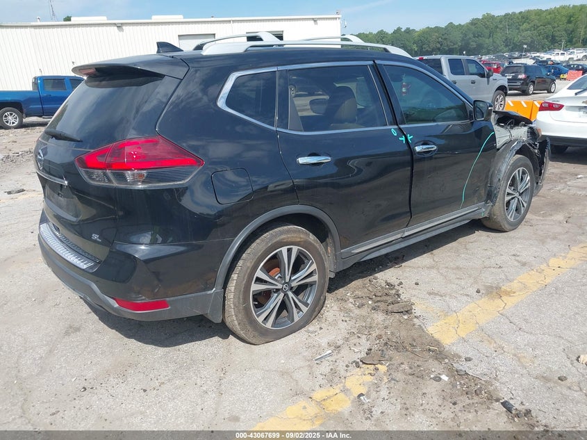 2017 NISSAN ROGUE SL - 5N1AT2MT1HC790801
