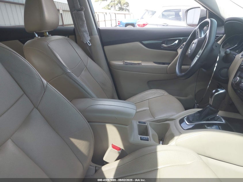 2017 NISSAN ROGUE SL - 5N1AT2MT1HC790801