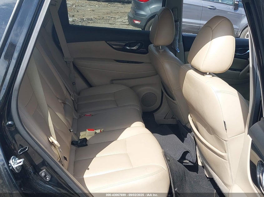 2017 NISSAN ROGUE SL - 5N1AT2MT1HC790801