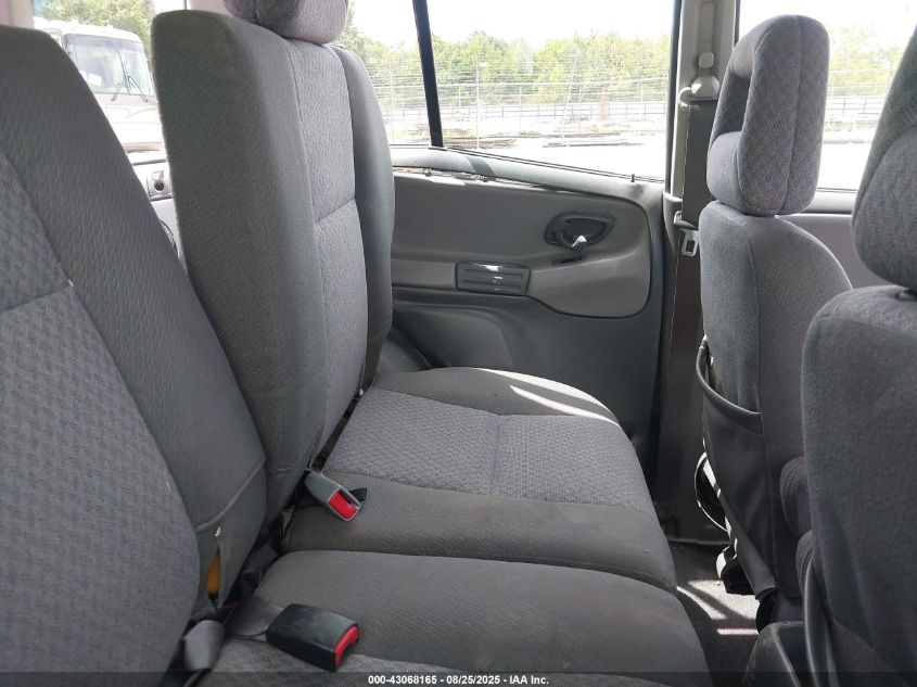 2004 Chevrolet Tracker VIN: 2CNBJ134946918543 Lot: 43068165