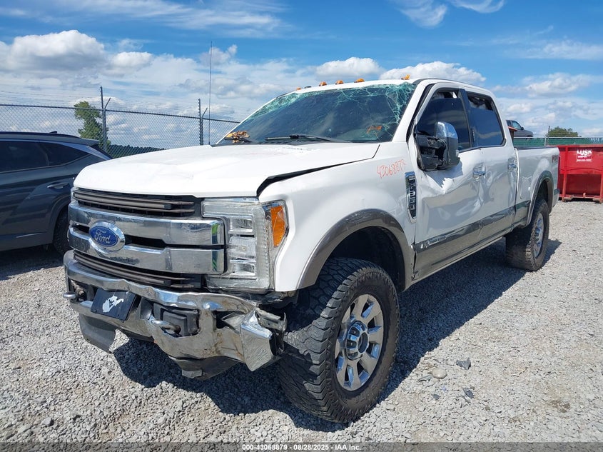 1FT8W3BT6JEC52933 2018 FORD F350 photo no. 2