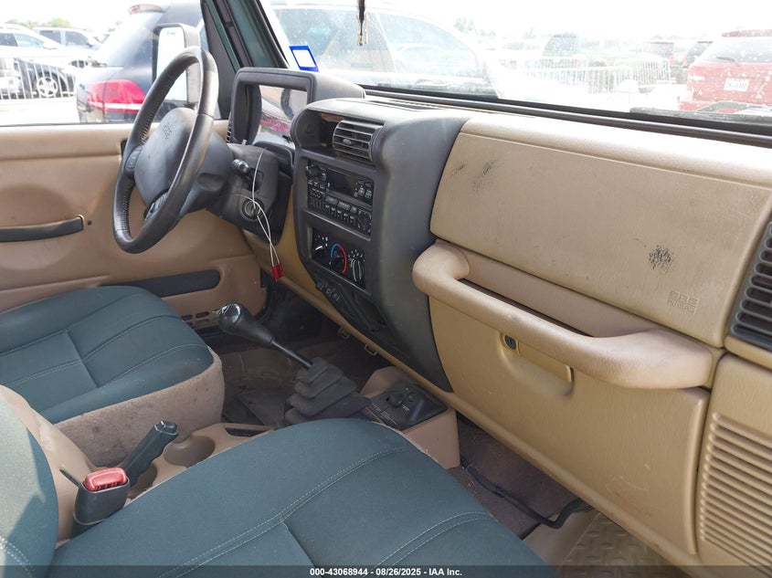 1J4FA59S0YP798716 2000 JEEP WRANGLER photo no. 5