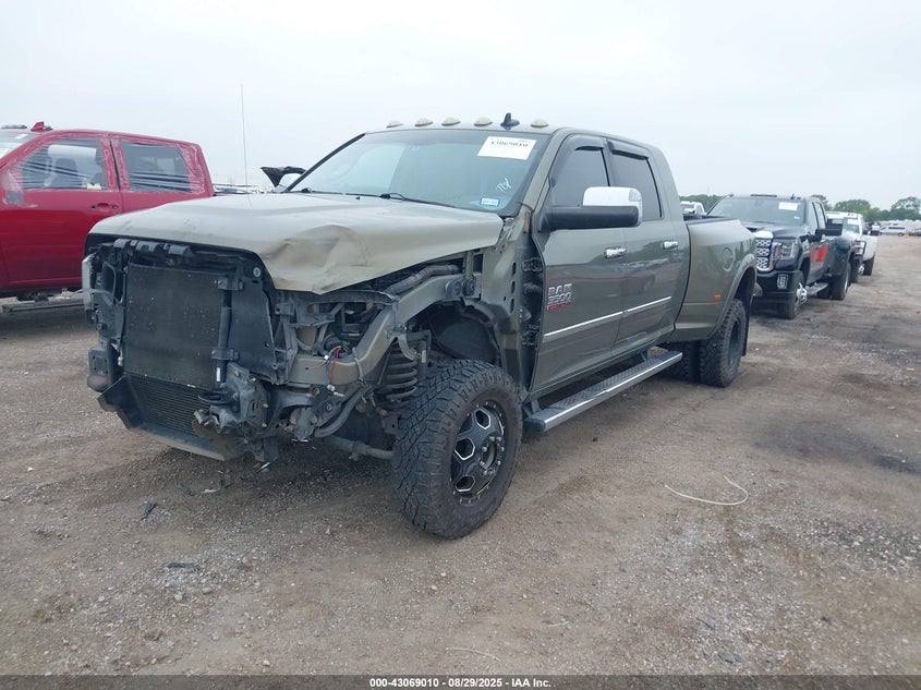 3C63RRMLXFG534694 2015 RAM 3500 photo no. 2